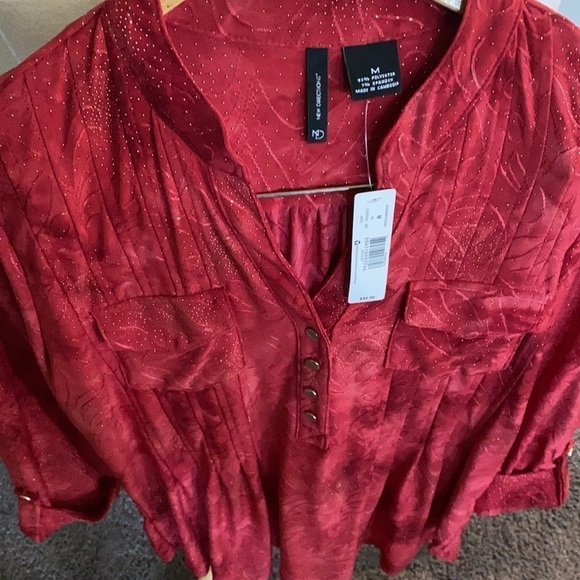 NWT New Directions knit Roll tab Sleeve Top Size Medium - Picture 7 of 10